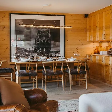 Chalet Valentine